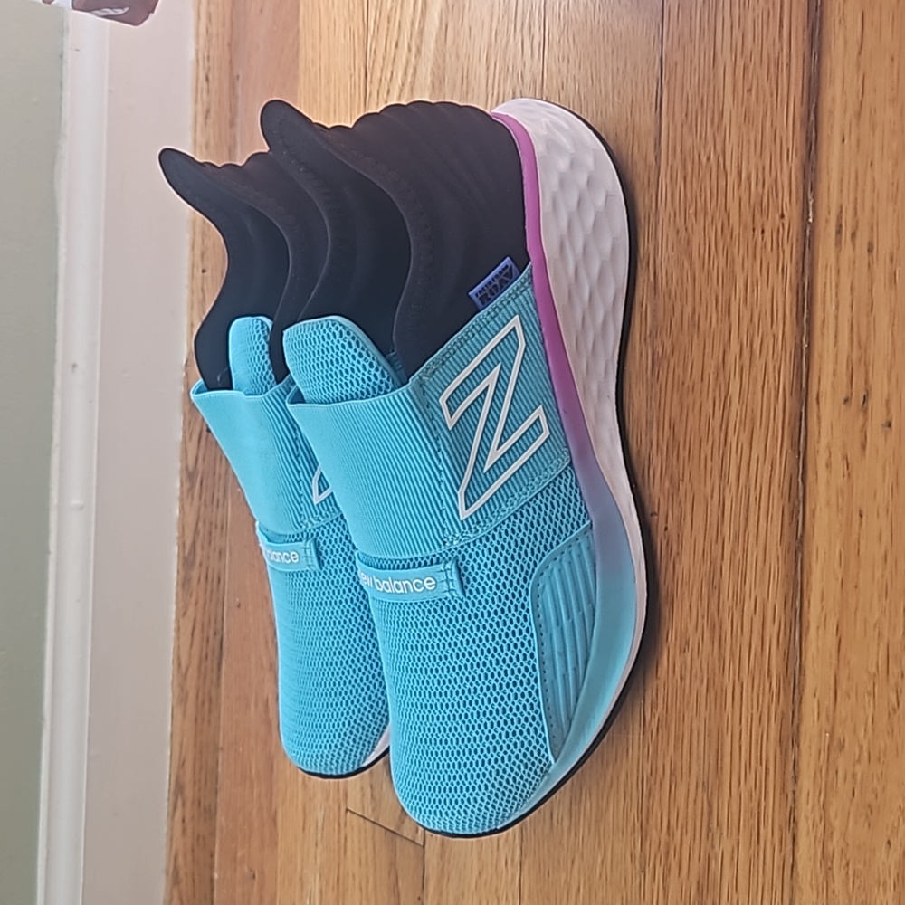 NWOT New Balance Kids Slipons